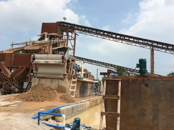 污泥脫水用聚丙烯酰胺堵塞濾布或粘濾布的原因 污泥脫水用聚丙烯酰胺堵塞濾布或粘濾布的原因